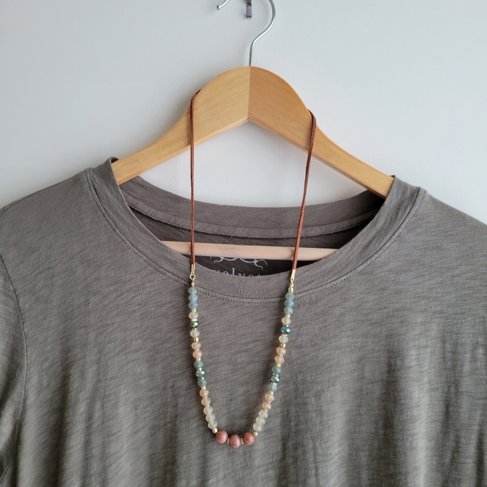 Beaded 13" necklace with leather strapping